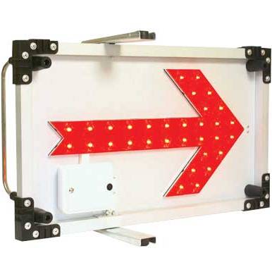 LED矢印板・470mm×816mm（矢印・流動・赤点灯）（安全用品・安全保安用品・LED矢印板）